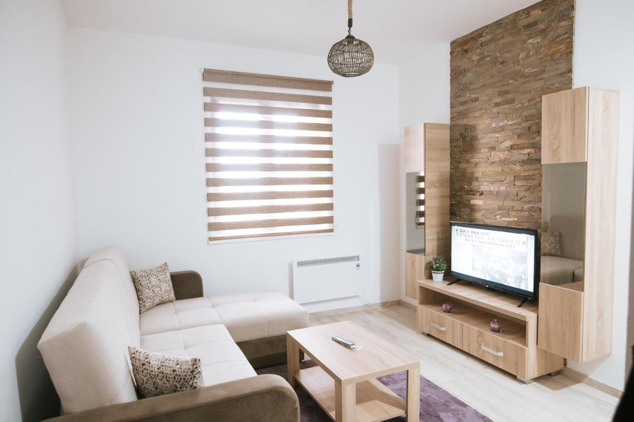 Kraljevi Konaci -Apartmani Bajka Kopaonik Zewnętrze zdjęcie